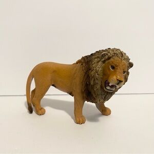 Schleich Wild Life Lion Safari Savannah Figurine Figure 4/$20 🛑